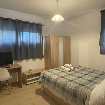 アレクサンドルポリスSemi-Basement 250M From Sea, Nea Chiliアパートメント エクステリア 写真