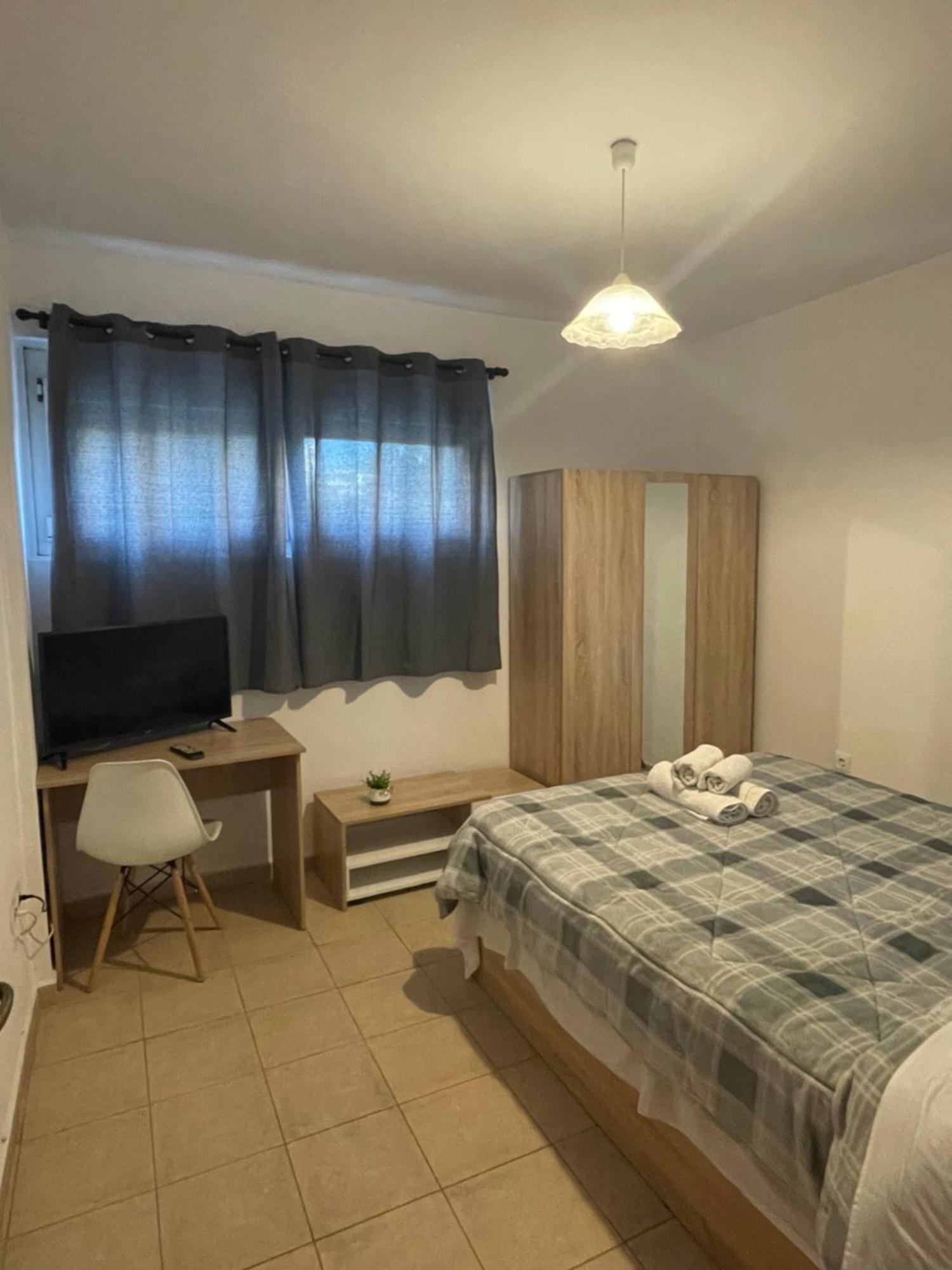 アレクサンドルポリスSemi-Basement 250M From Sea, Nea Chiliアパートメント エクステリア 写真